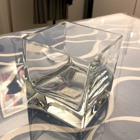 Vase new - Picture 1 of 3